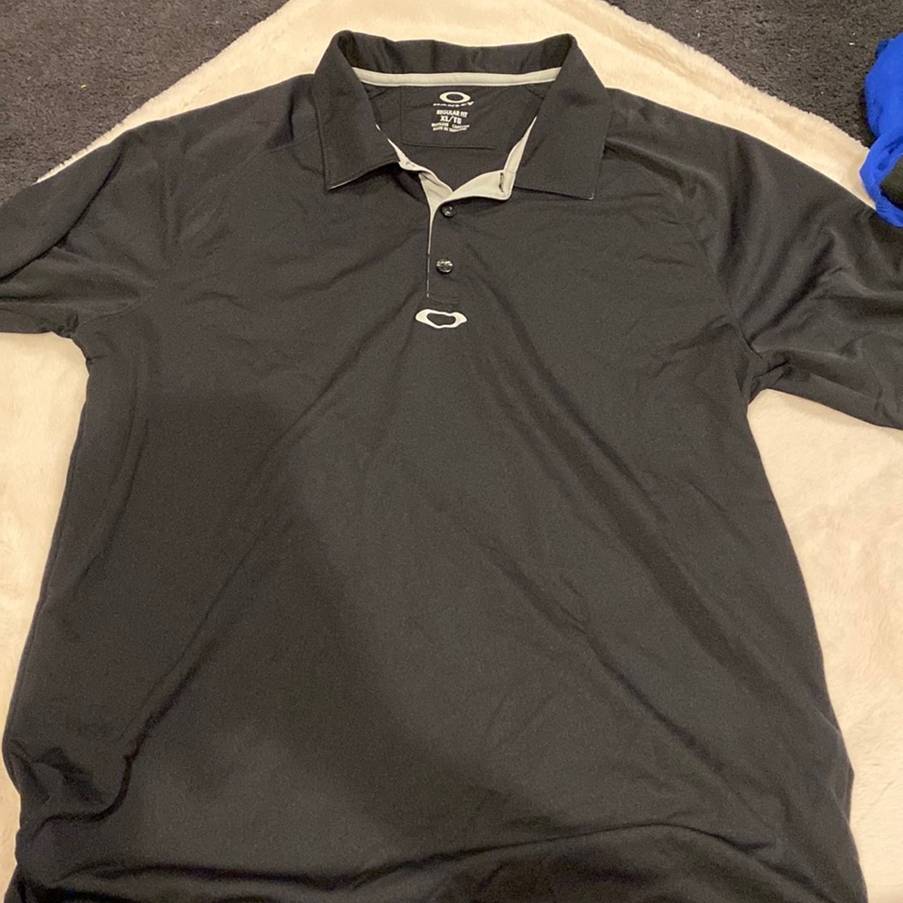 Oakley Men’s Shirt